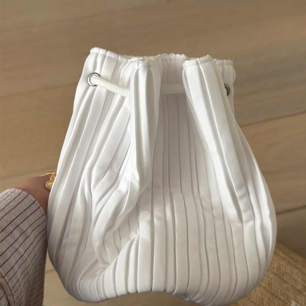 Dior White Cosmetic Bag - Picture 2 of 2